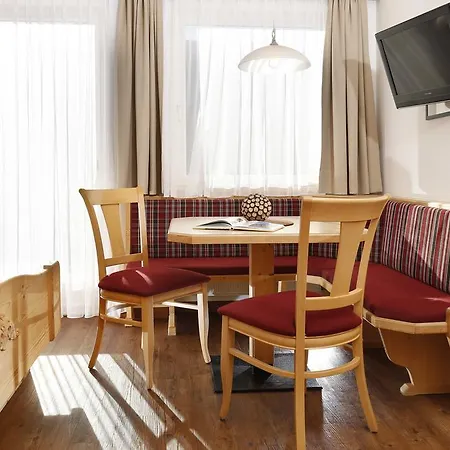 Hubertusstube 3* Laion